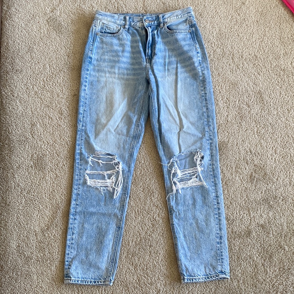 American Eagle Demin -Mom Jean